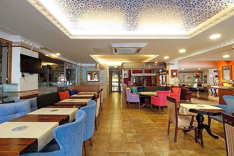 URLA PERA HOTEL