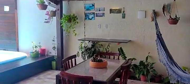 Casa com Piscina perto da praia