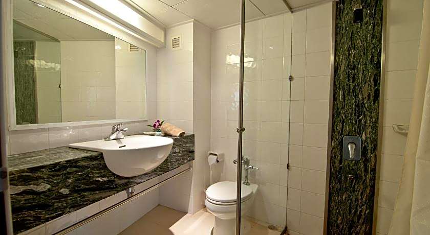 Golden Beach Hotel Pattaya