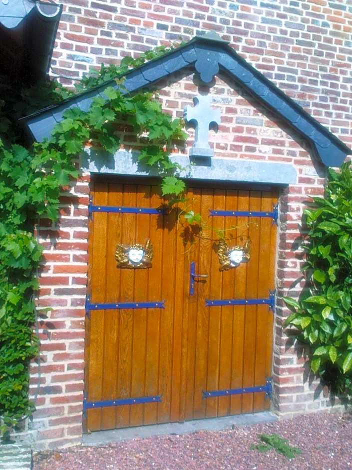 Chateau La Tour Du Roy