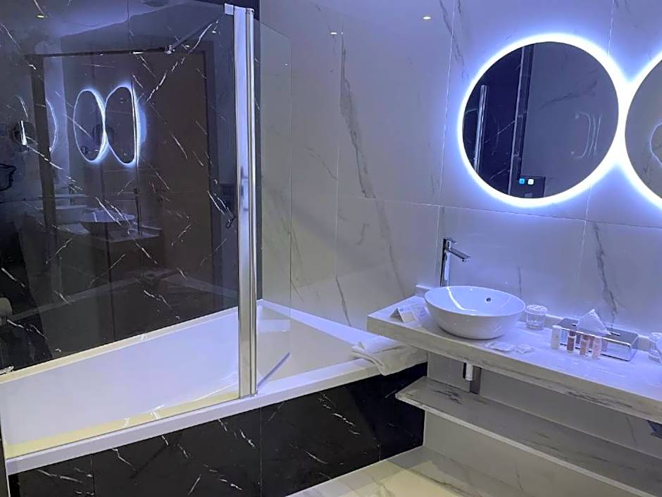 Brit Hotel Paris Orly Rungis