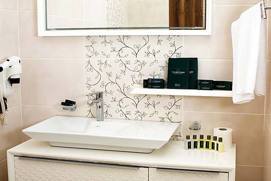 The Green Oasis Otel Spa