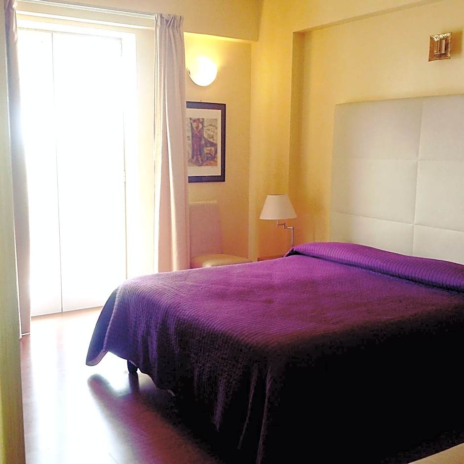 Photo 1 of 4 of Quadruple Room