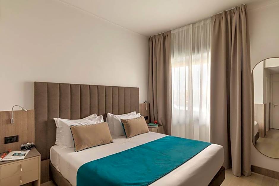 Foto 1 van 7 van Deluxe