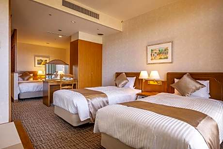 Superior Fourth Room - Private Bathroom - Non-Smoking