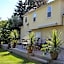 Genelle House B&B Guest House
