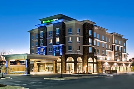 Holiday Inn Express Augusta North, an IHG Hotel