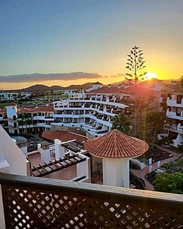 Golden Paradise Heated Pool at Albatros Park