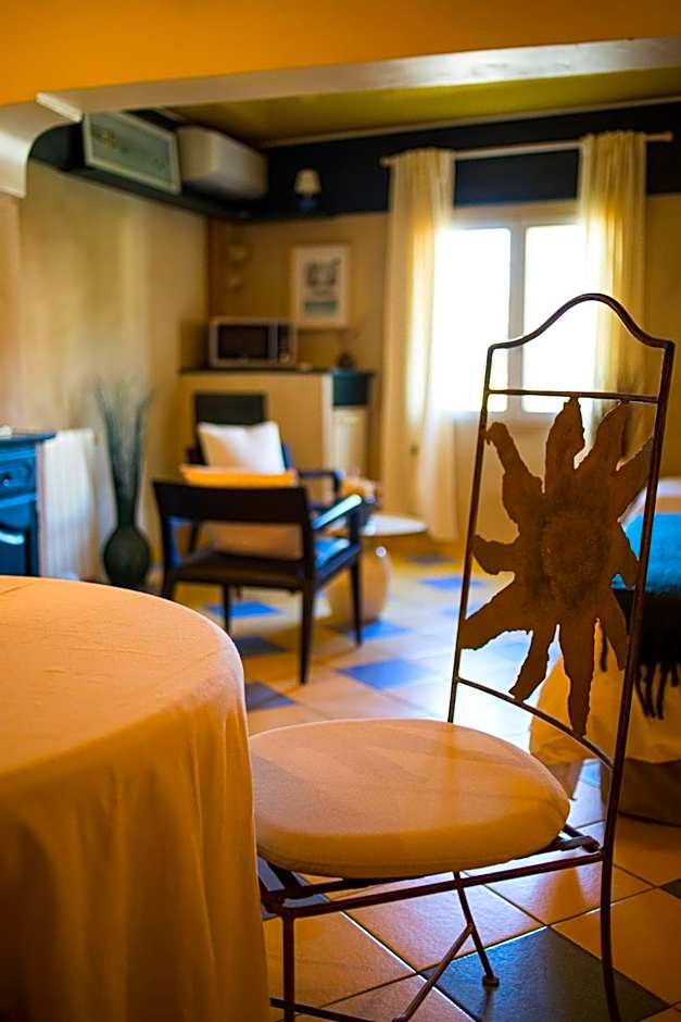 In Provence Hôtel - Expérience Authentique