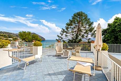 Prestige Double Room with Terrace and Sea View