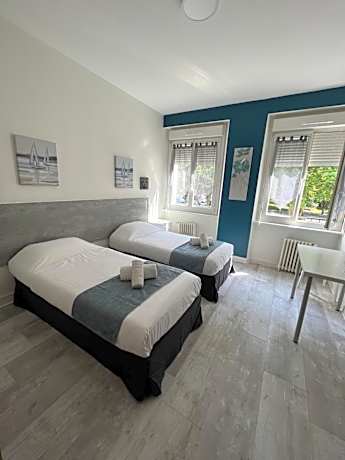 Large Twin Room