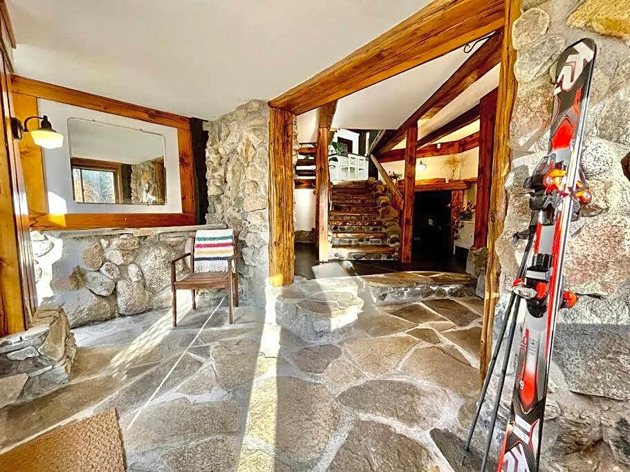 Nature Retreat w/ Sunroom Gazebo