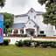 Motel 6-Grand Prairie, TX - Near Six Flags Drive