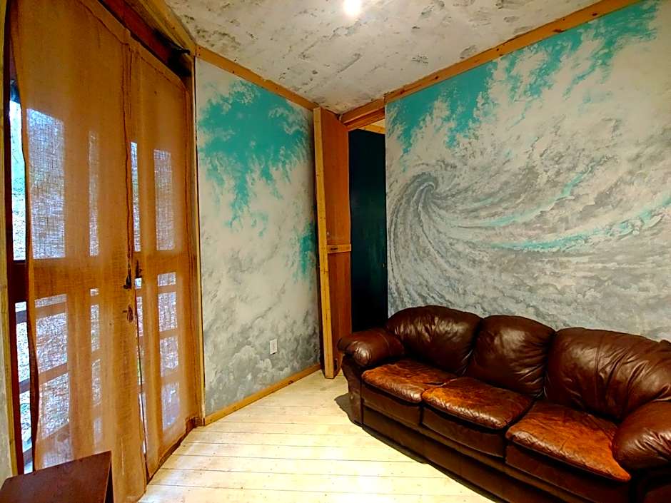 Lost River Hostel