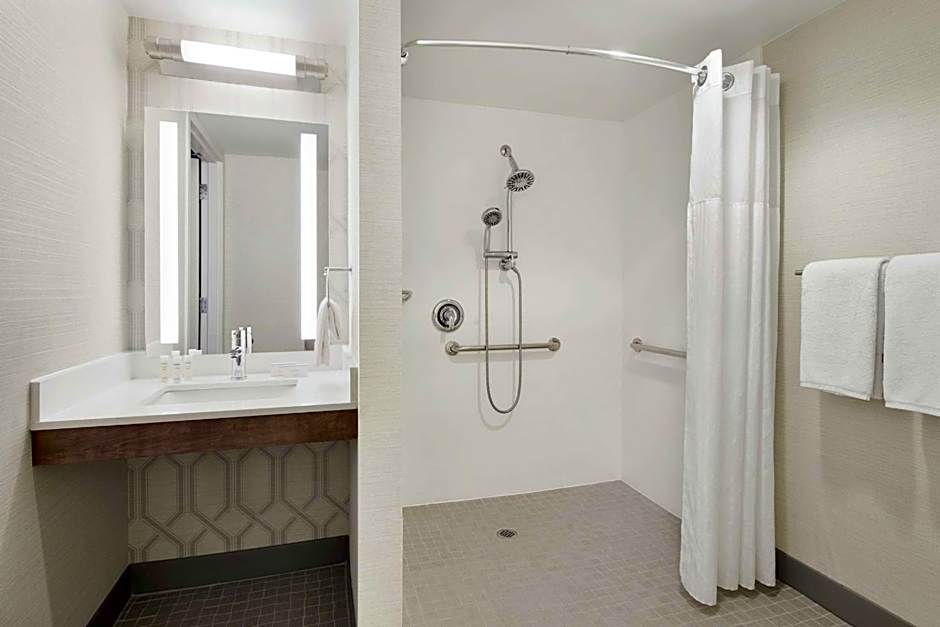 Hilton Garden Inn Cincinnati Northeast