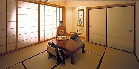 Shizuka Ryokan Japanese Country Spa & Wellness Retreat