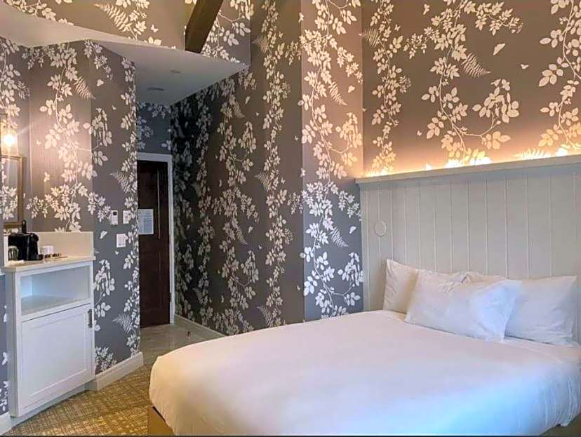 St. Clair Inn