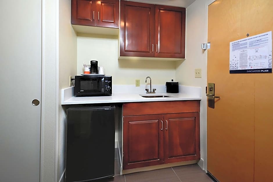 Hampton Inn By Hilton Martinsville