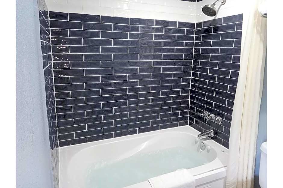 Marshall Lodge By OYO Hwy 65