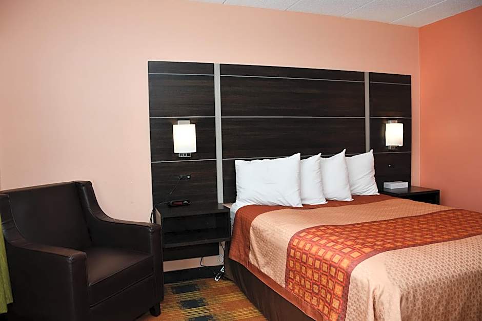 Regency Inn & Suites Faribault