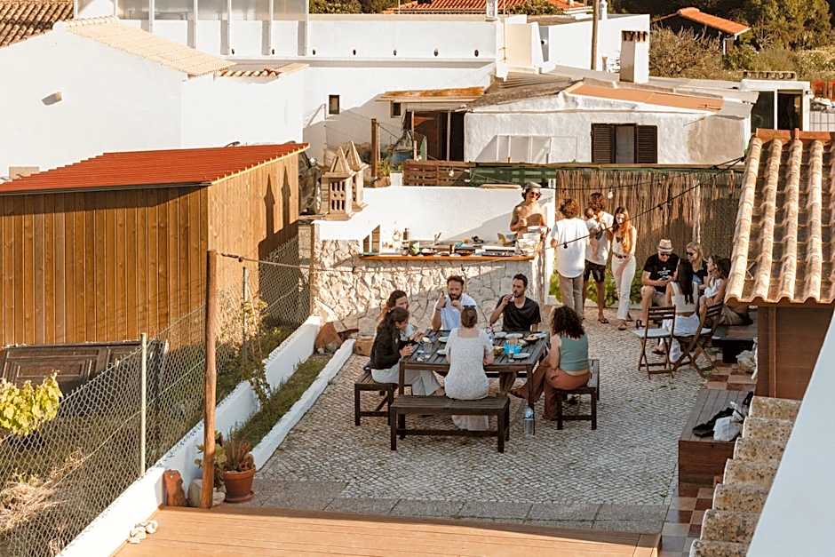 Aldeia Caiçara Surf House