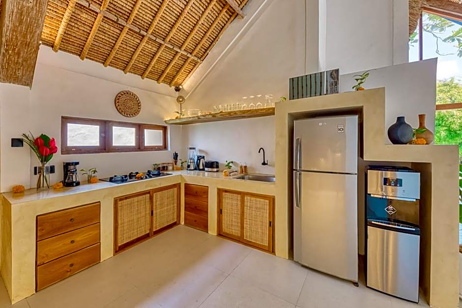 Villa Indigo - 5-BDR with huge pool and garden