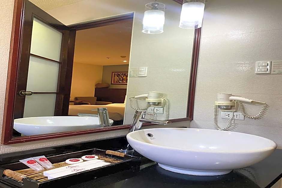 Hotel Centro Puerto Princesa Near Airport