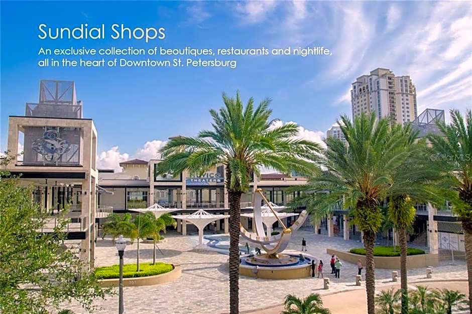 Waterfront Resort Condo w Beach
