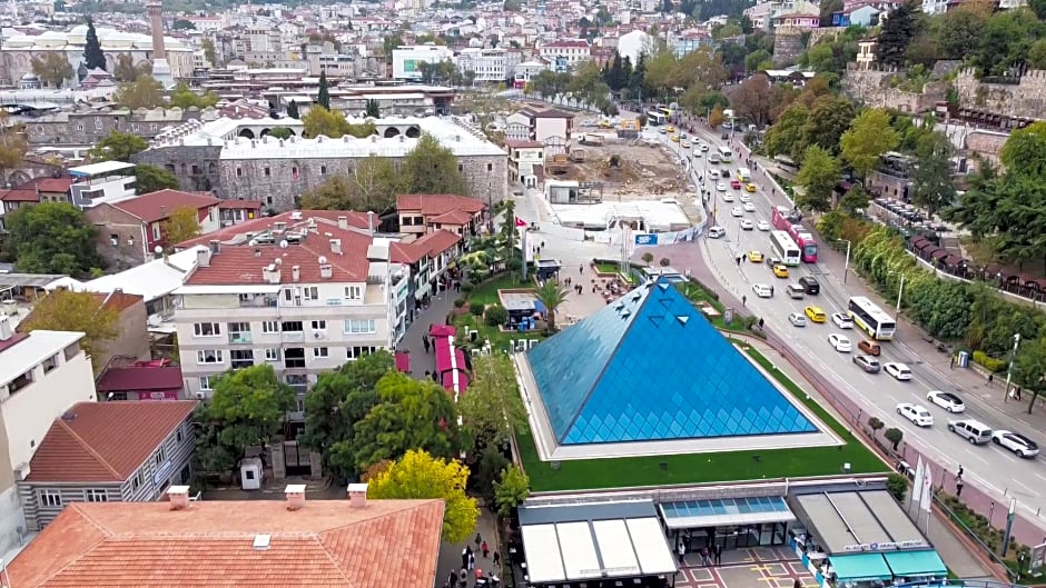 LOTUS PARK HOTEL