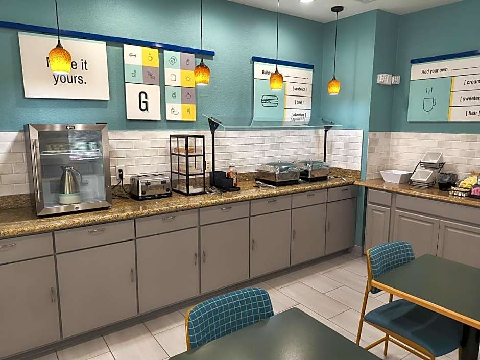 Grander Inn & Suites by IHG