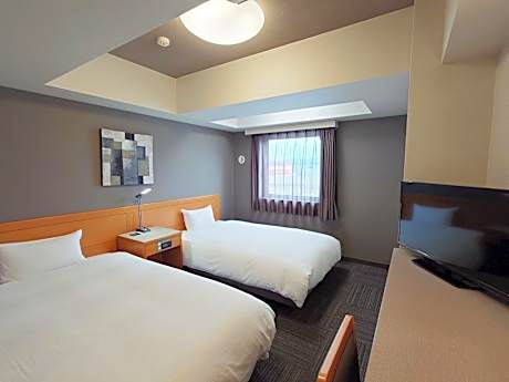 Twin Room - Non-Smoking