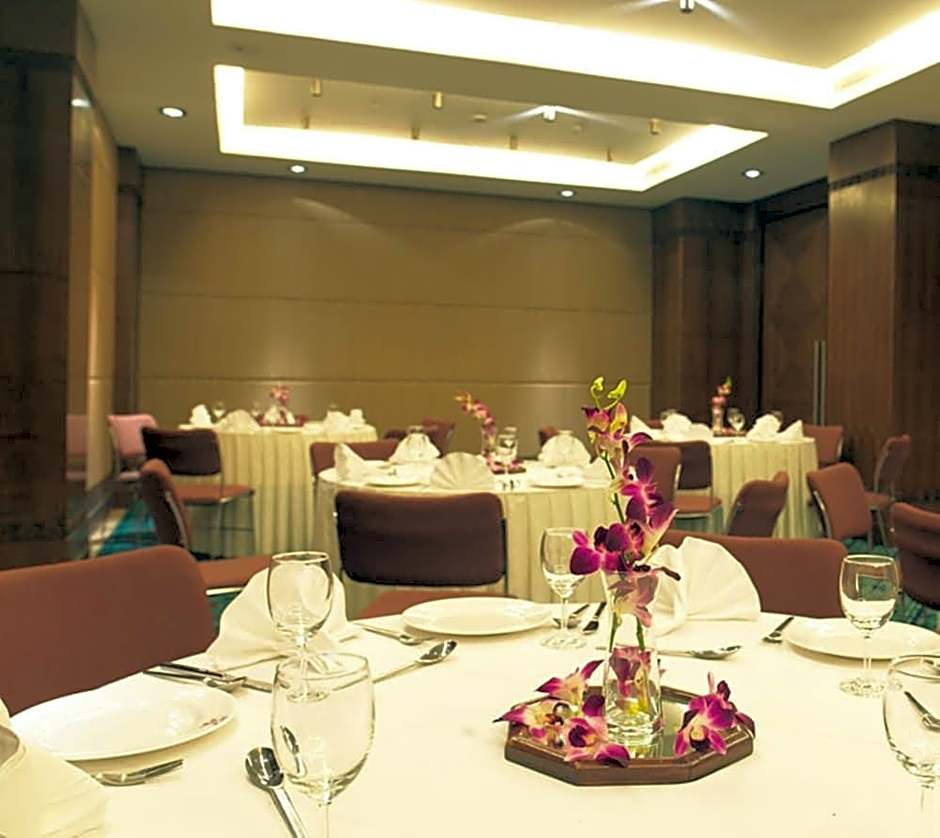 Royal Orchid Central Jaipur, Bani Park