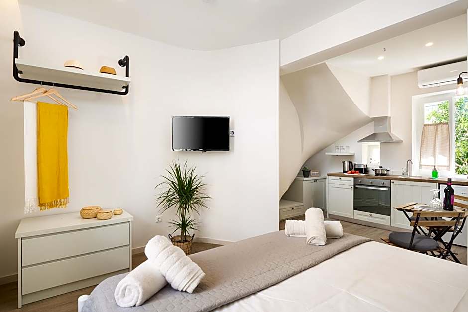 Photo 1 of 6 of Studio, Ground Floor