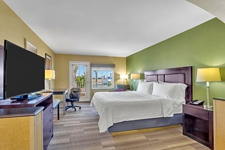 King Suite with Balcony