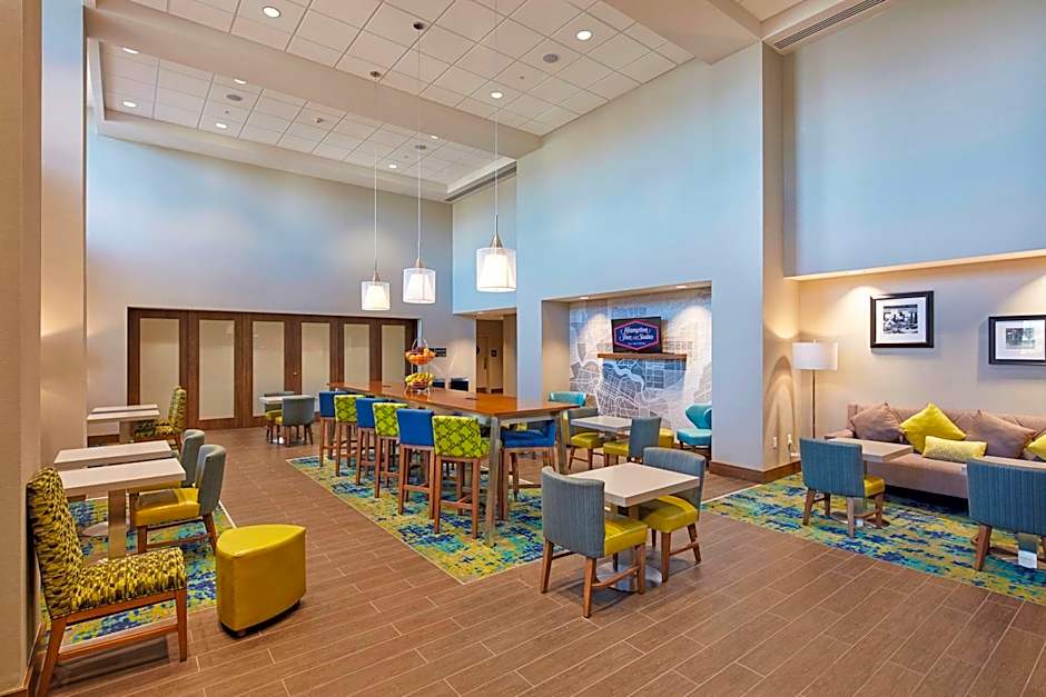 Hampton Inn By Hilton & Suites Sacramento at CSUS