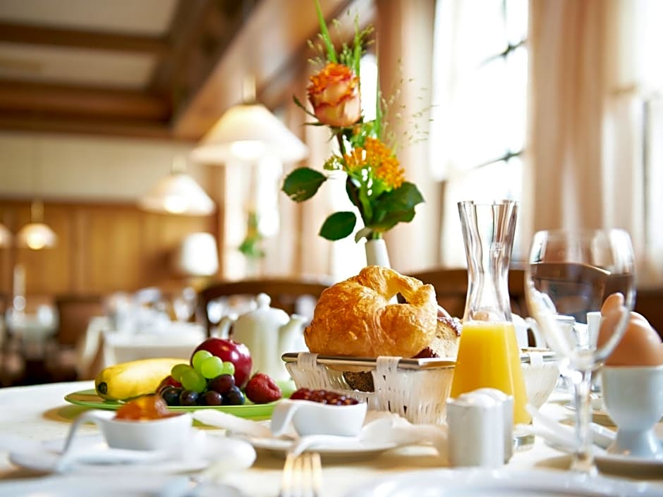 Hirsch Hotel