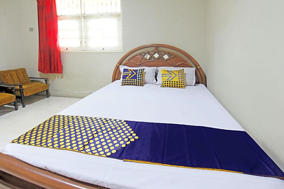 SPOT ON 92973 Madani Syariah Guesthouse