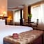 Stone Bridge Hotel