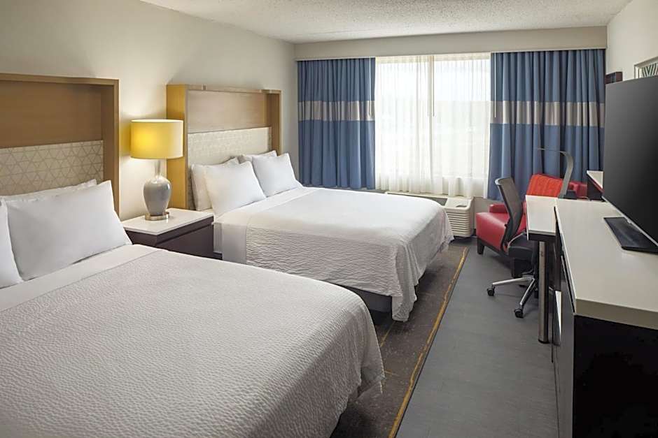 Holiday Inn Weirton-Steubenville Area By IHG