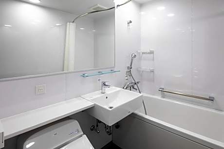 Twin Room - Non-Smoking