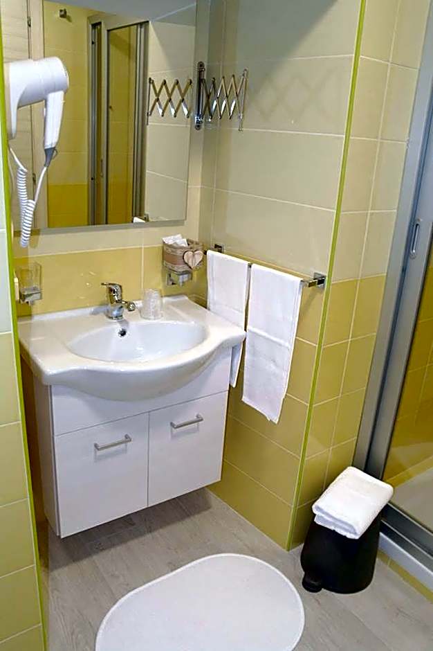 B&B Chiaia 216