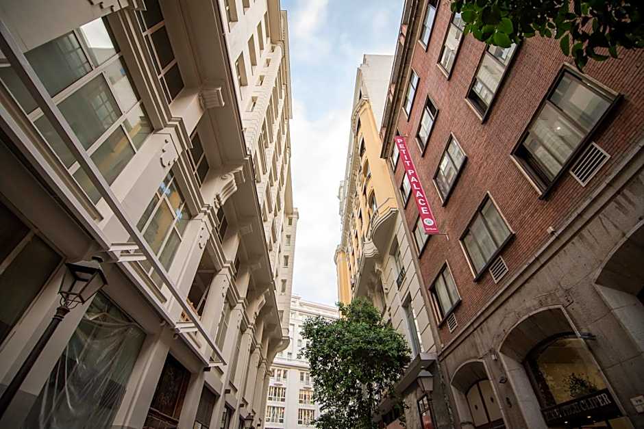 Petit Palace Cliper-Gran Via