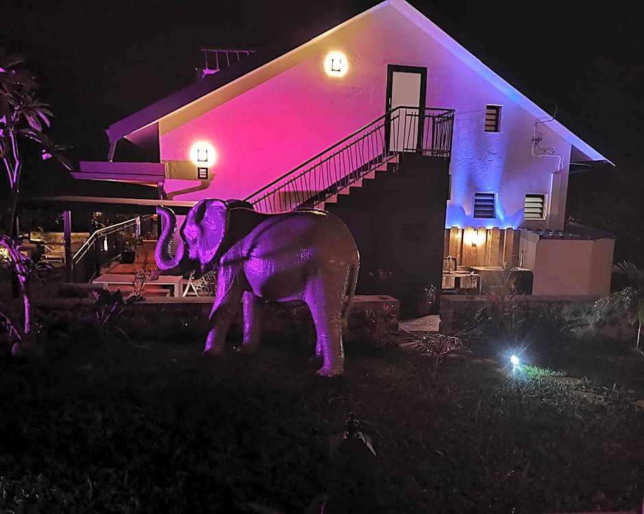 Hostal 170 Room 14 Service Appartement