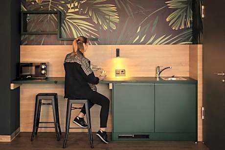 Premium Queen Family Room with Sofa Bed