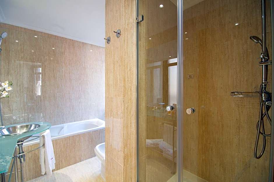 Petit Palace Preciados