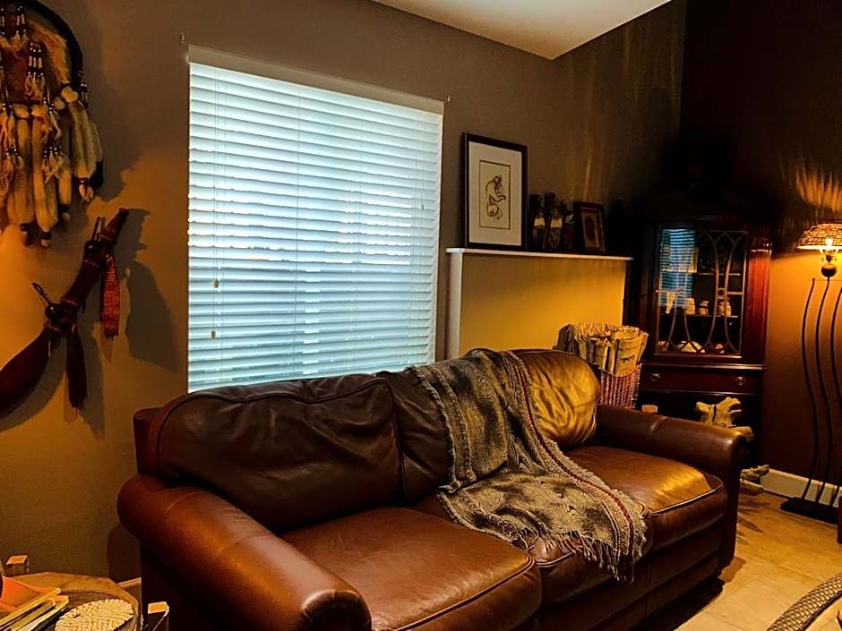 The Fraser River's Edge B&B Lodge
