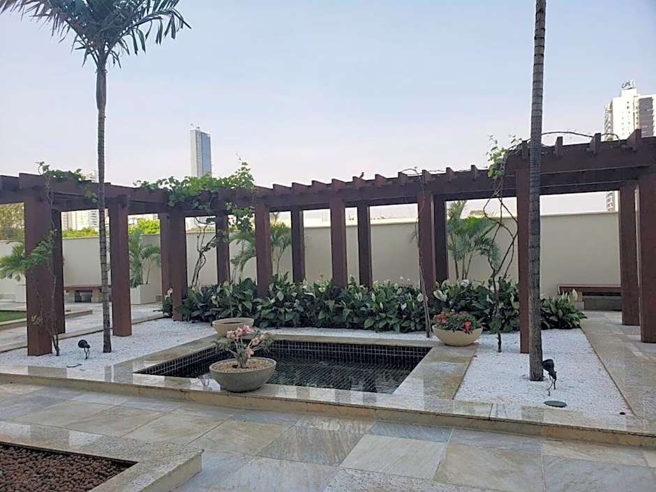 1 Qts.| 2 Hósp. | Linda vista| Ao lado do Shopping