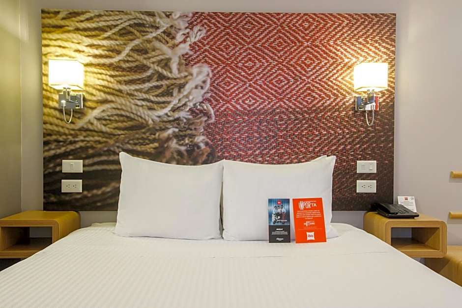 Ibis Quito