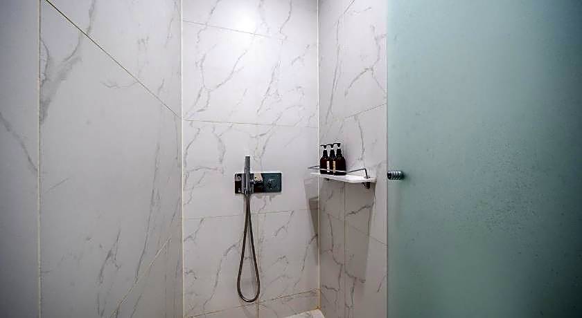 Brown-Dot Hotel Deokcheon