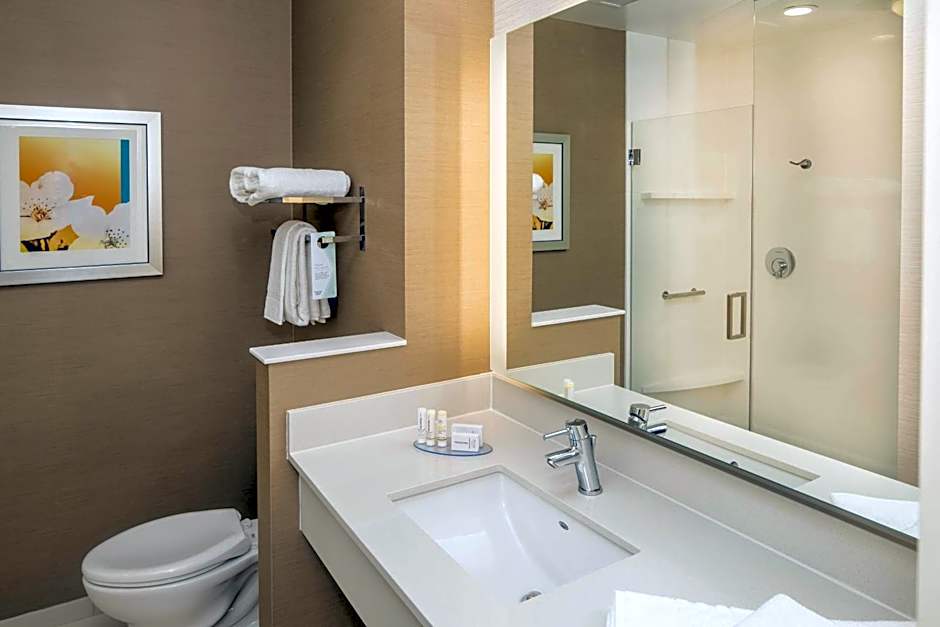 Fairfield Inn & Suites by Marriott Pittsburgh North/McCandless Crossing